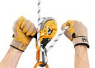 Карабин Petzl Freino Z Triact lock